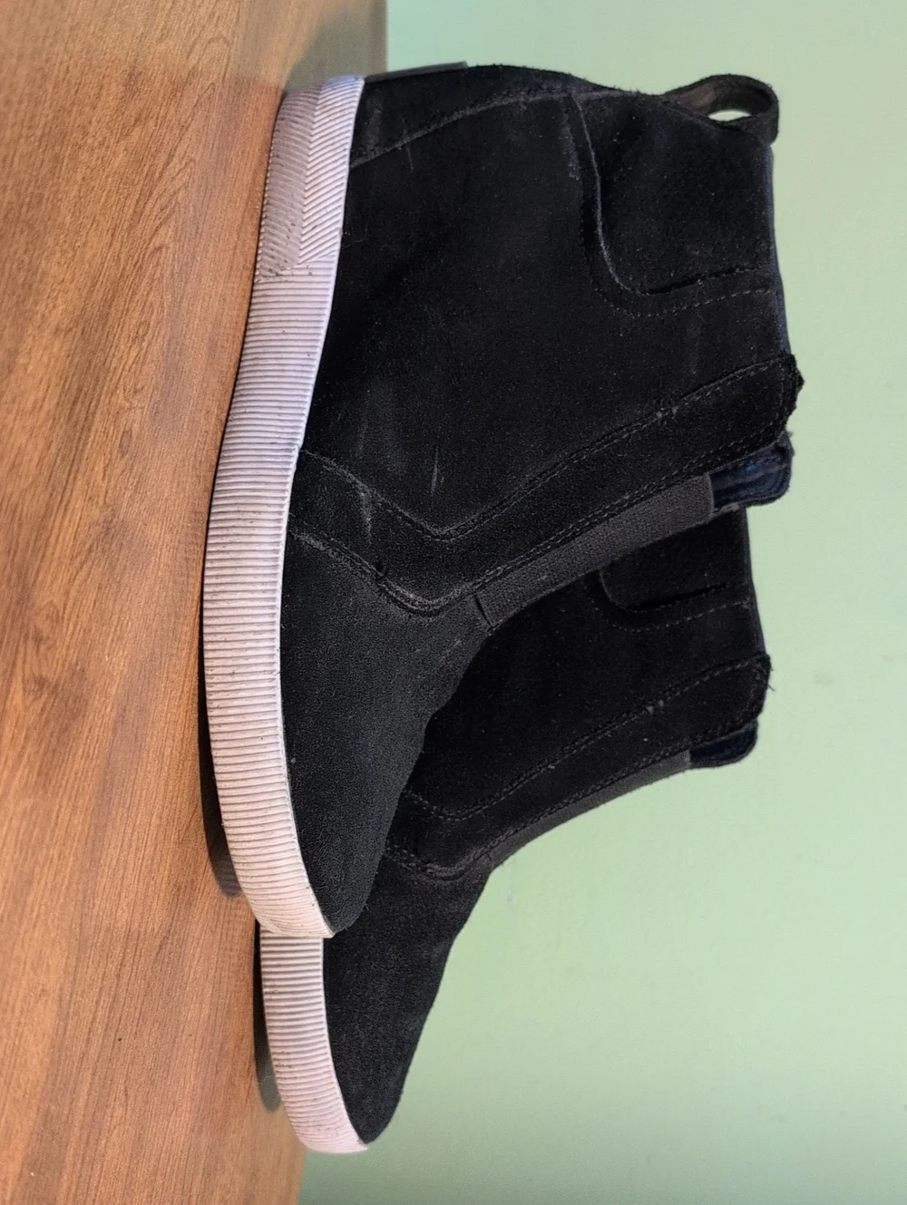 Sorel Men's Black Suede Chukka Boots with White Sole